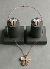 Elegant Pearl Bow Pendant Necklace & Stud Earrings Set