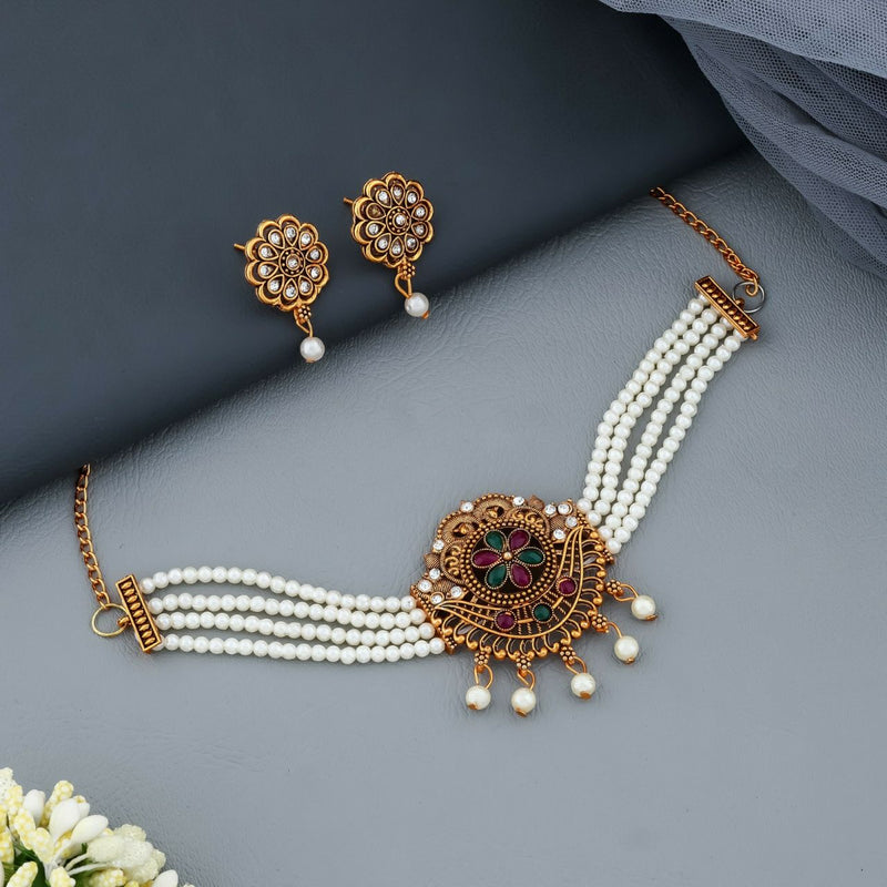 Traditional Pearl Choker Necklace Set
