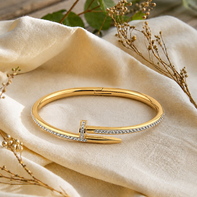 Anti-Tarnish Waterproof Crystal Nail Bracelet for Women