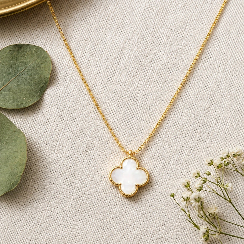 Clover Pendant Necklace